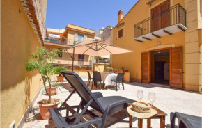 Beautiful home in Aspra with WiFi and 3 Bedrooms, Bagheria